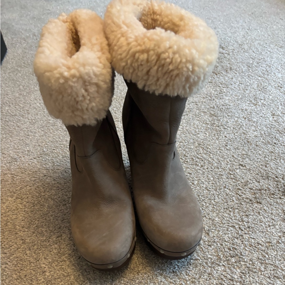 UGG Tan Shearling-Lined Winter Boots
